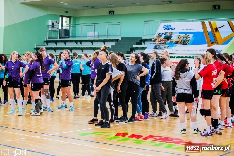 Zdjęcie w galerii na portalu naszraciborz.pl: UKS Start Pietrowice Wielkie zwycięzcą Międzynarodowego Turnieju Juniorek w piłce ręcznej wiadomości z regionu