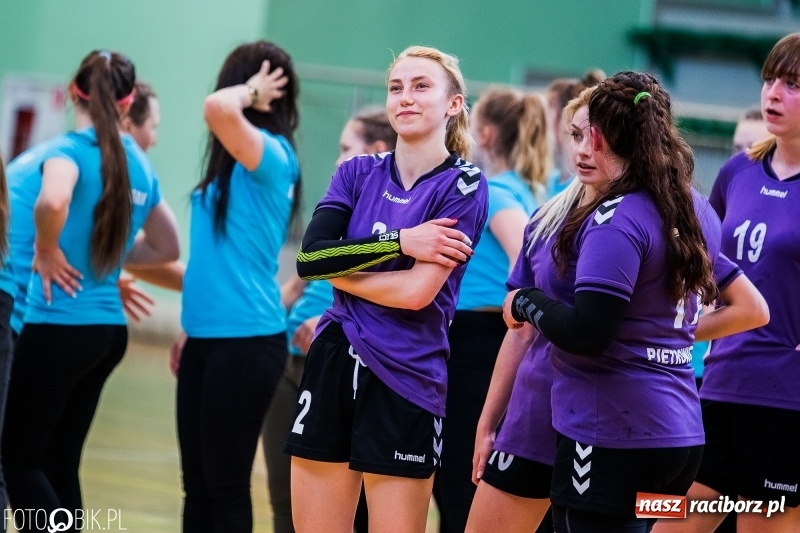Zdjęcie w galerii na portalu naszraciborz.pl: UKS Start Pietrowice Wielkie zwycięzcą Międzynarodowego Turnieju Juniorek w piłce ręcznej wiadomości z regionu