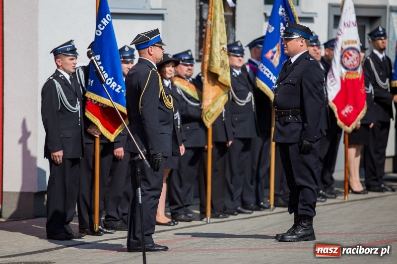 Zdjęcie w galerii na portalu naszraciborz.pl: Uroczystość 115-lecia OSP Markowice wraz z poświęceniem nowego wozu  wiadomości z regionu