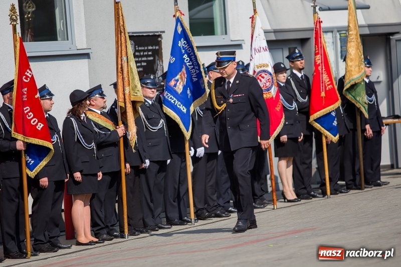 Zdjęcie w galerii na portalu naszraciborz.pl: Uroczystość 115-lecia OSP Markowice wraz z poświęceniem nowego wozu  wiadomości z regionu