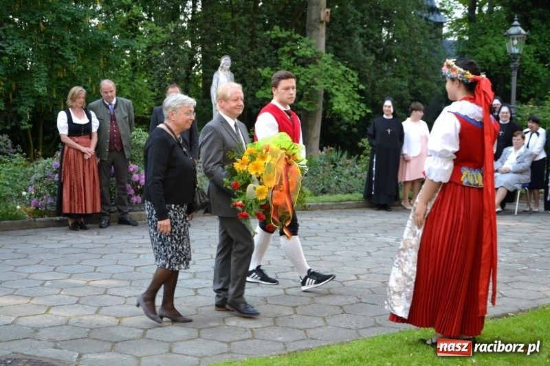 Zdjęcie w galerii na portalu naszraciborz.pl: Gmina otwarta na świat. Krzyżanowice świętują dwudziestolecie współpracy zagranicznej  wiadomości z regionu