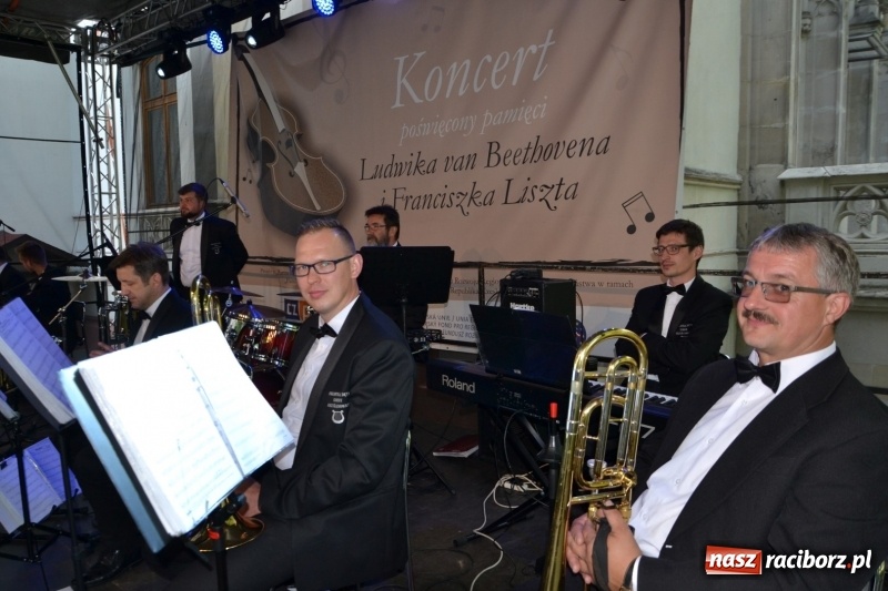 Zdjęcie w galerii na portalu naszraciborz.pl: Gmina otwarta na świat. Krzyżanowice świętują dwudziestolecie współpracy zagranicznej  wiadomości z regionu