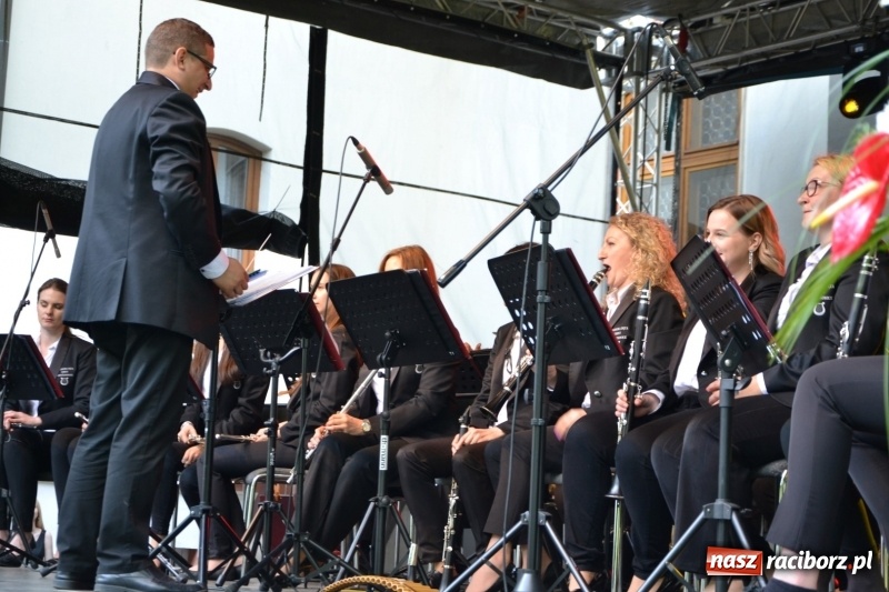 Zdjęcie w galerii na portalu naszraciborz.pl: Gmina otwarta na świat. Krzyżanowice świętują dwudziestolecie współpracy zagranicznej  wiadomości z regionu