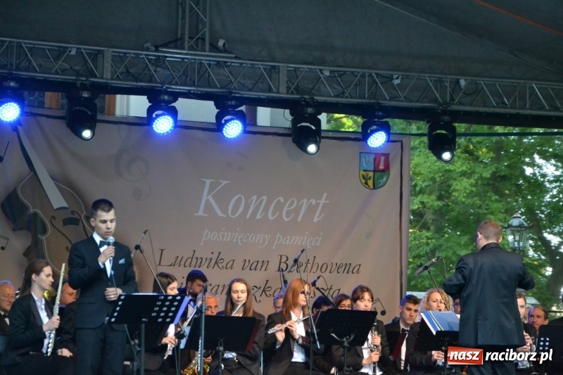 Zdjęcie w galerii na portalu naszraciborz.pl: Gmina otwarta na świat. Krzyżanowice świętują dwudziestolecie współpracy zagranicznej  wiadomości z regionu