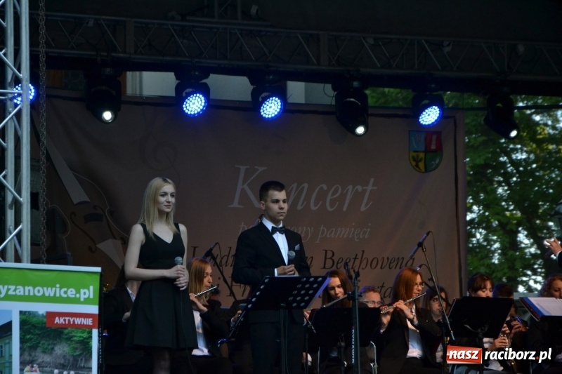 Zdjęcie w galerii na portalu naszraciborz.pl: Gmina otwarta na świat. Krzyżanowice świętują dwudziestolecie współpracy zagranicznej  wiadomości z regionu