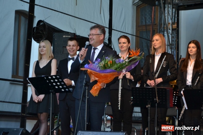 Zdjęcie w galerii na portalu naszraciborz.pl: Gmina otwarta na świat. Krzyżanowice świętują dwudziestolecie współpracy zagranicznej  wiadomości z regionu