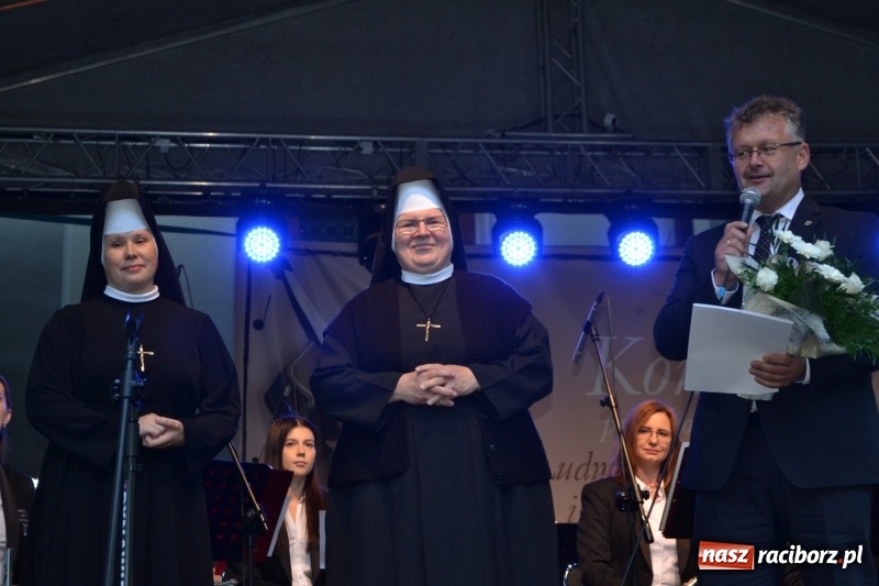 Zdjęcie w galerii na portalu naszraciborz.pl: Gmina otwarta na świat. Krzyżanowice świętują dwudziestolecie współpracy zagranicznej  wiadomości z regionu