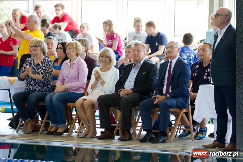 Zdjęcie w galerii na portalu naszraciborz.pl: Międzynarodowe Zawody Pływackie o Puchar Prezesa MKS SMS Victoria Racibórz  wiadomości z regionu