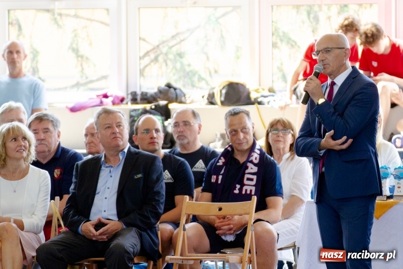 Zdjęcie w galerii na portalu naszraciborz.pl: Międzynarodowe Zawody Pływackie o Puchar Prezesa MKS SMS Victoria Racibórz  wiadomości z regionu