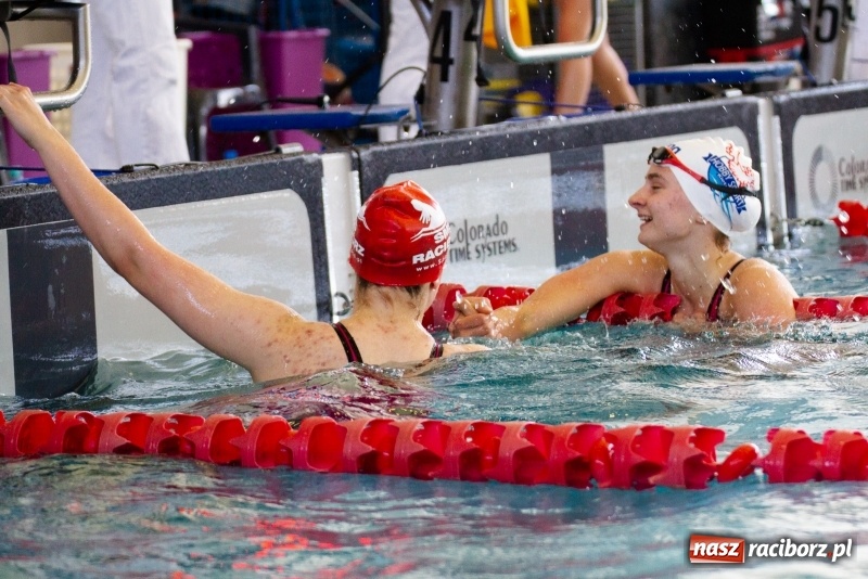 Zdjęcie w galerii na portalu naszraciborz.pl: Międzynarodowe Zawody Pływackie o Puchar Prezesa MKS SMS Victoria Racibórz  wiadomości z regionu