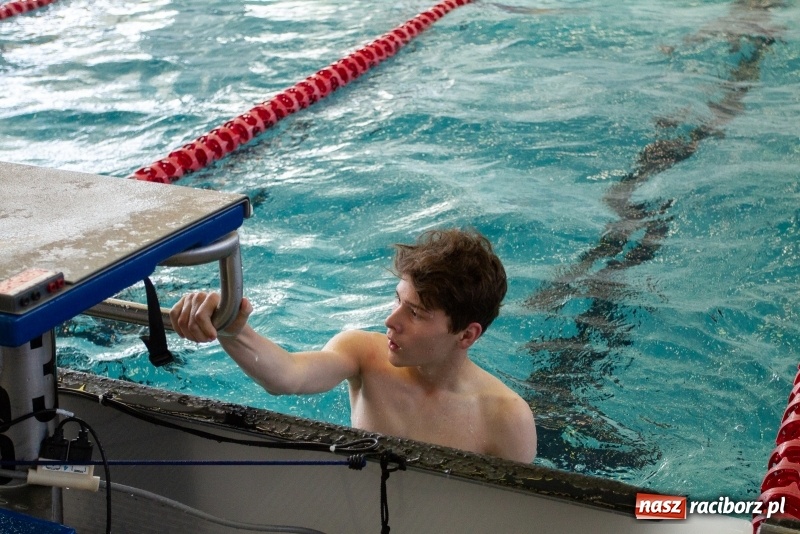 Zdjęcie w galerii na portalu naszraciborz.pl: Międzynarodowe Zawody Pływackie o Puchar Prezesa MKS SMS Victoria Racibórz  wiadomości z regionu