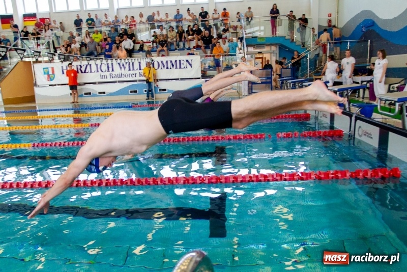 Zdjęcie w galerii na portalu naszraciborz.pl: Międzynarodowe Zawody Pływackie o Puchar Prezesa MKS SMS Victoria Racibórz  wiadomości z regionu