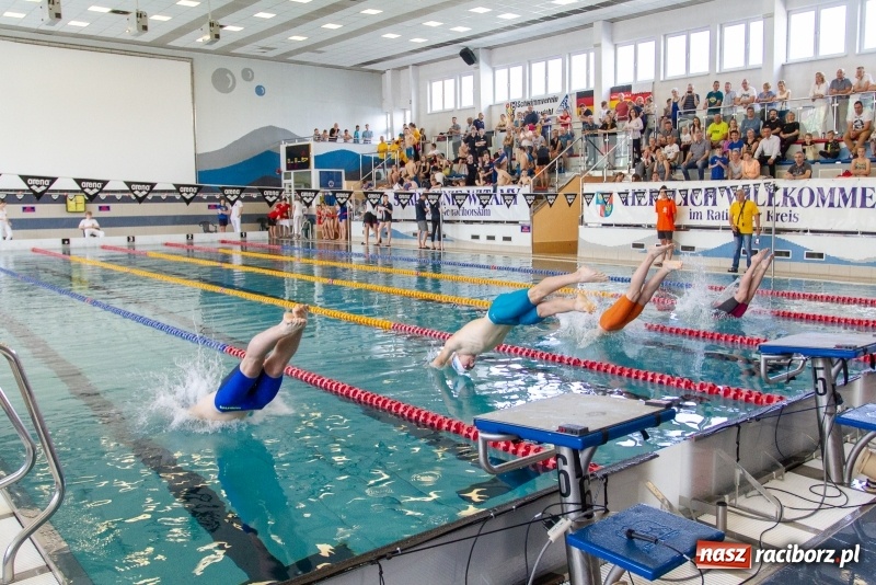 Zdjęcie w galerii na portalu naszraciborz.pl: Międzynarodowe Zawody Pływackie o Puchar Prezesa MKS SMS Victoria Racibórz  wiadomości z regionu
