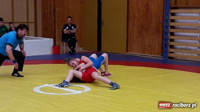 Zdjęcie w galerii na portalu naszraciborz.pl: Dobry start zapaśników Unii Racibórz w czeskim Kladnie wiadomości z regionu