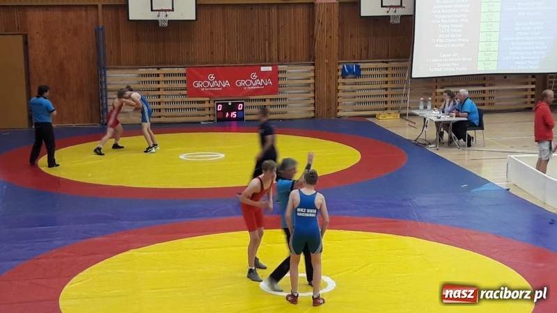 Zdjęcie w galerii na portalu naszraciborz.pl: Dobry start zapaśników Unii Racibórz w czeskim Kladnie wiadomości z regionu