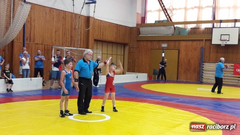 Zdjęcie w galerii na portalu naszraciborz.pl: Dobry start zapaśników Unii Racibórz w czeskim Kladnie wiadomości z regionu