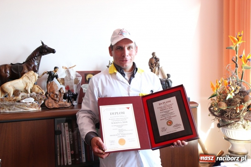 Zdjęcie w galerii na portalu naszraciborz.pl: Zakład Ernestyna Janety z nagrodami. Doceniono jakość i smak produktów z Lubomi wiadomości z regionu