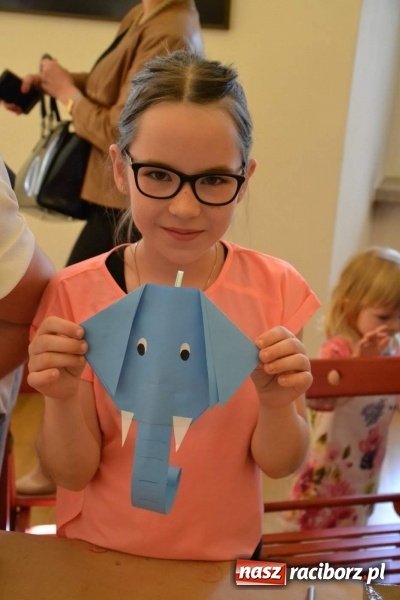 Zdjęcie w galerii na portalu naszraciborz.pl: Podwójny wernisaż i koncert Raciborskiego Ogniska Muzycznego na Zamku Piastowskim  wiadomości z regionu