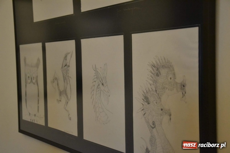 Zdjęcie w galerii na portalu naszraciborz.pl: Podwójny wernisaż i koncert Raciborskiego Ogniska Muzycznego na Zamku Piastowskim  wiadomości z regionu