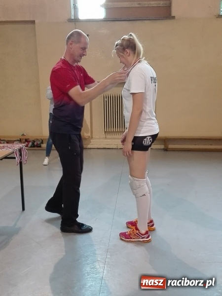 Zdjęcie w galerii na portalu naszraciborz.pl: Siatkarskie zmagania studentów PWSZ o Puchar Rektora wiadomości z regionu