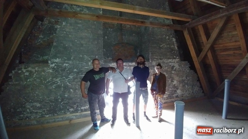 Zdjęcie w galerii na portalu naszraciborz.pl: Na raciborski zamek trafią skarby. Pomoże Stowarzyszenie Odra 1945  wiadomości z regionu