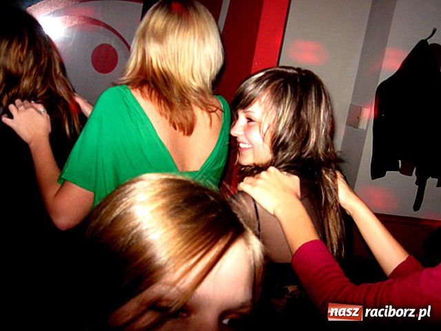 Zdjęcie w galerii na portalu naszraciborz.pl: Studenckie karaoke wiadomości z regionu