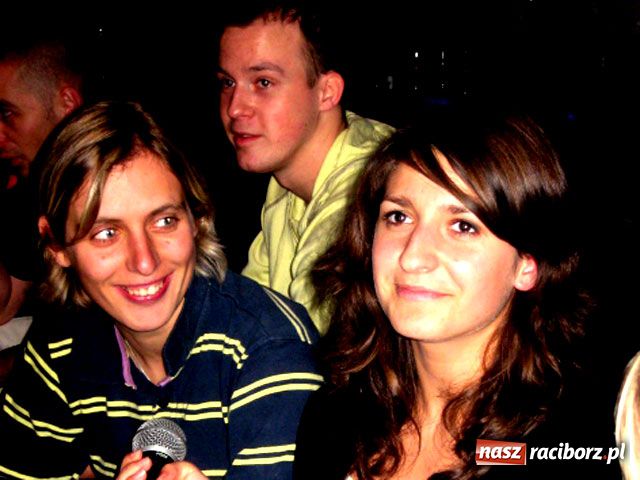 Zdjęcie w galerii na portalu naszraciborz.pl: Studenckie karaoke wiadomości z regionu