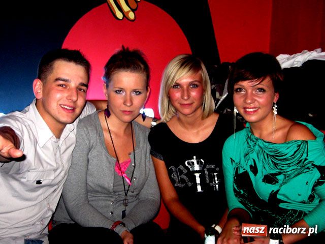 Zdjęcie w galerii na portalu naszraciborz.pl: Studenckie karaoke wiadomości z regionu