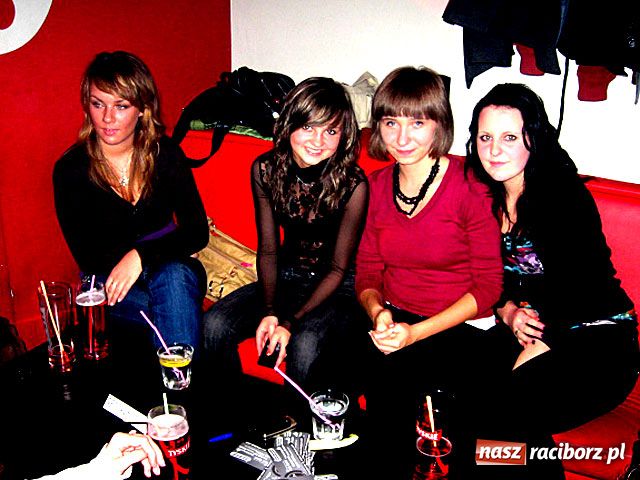 Zdjęcie w galerii na portalu naszraciborz.pl: Studenckie karaoke wiadomości z regionu