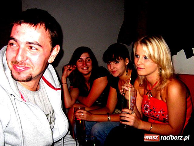 Zdjęcie w galerii na portalu naszraciborz.pl: Studenckie karaoke wiadomości z regionu