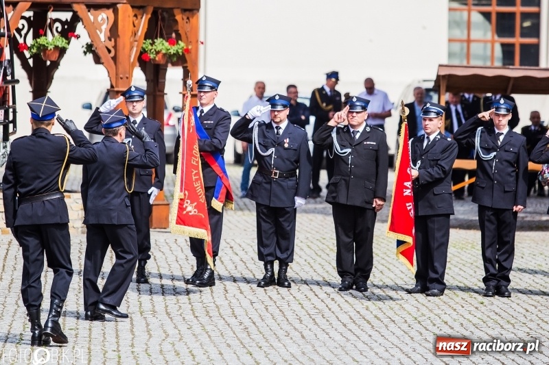 Zdjęcie w galerii na portalu naszraciborz.pl: Strażackie święto na raciborskim zamku  wiadomości z regionu