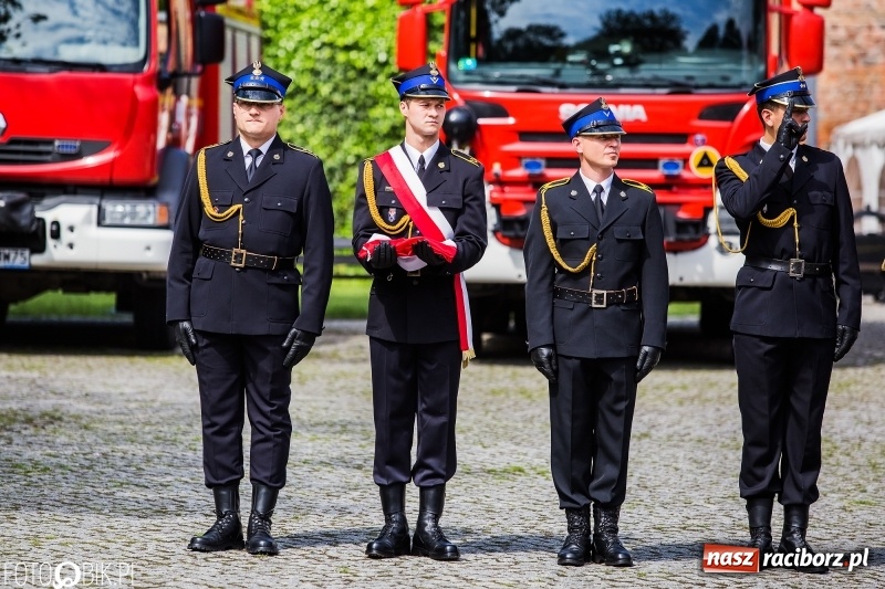 Zdjęcie w galerii na portalu naszraciborz.pl: Strażackie święto na raciborskim zamku  wiadomości z regionu
