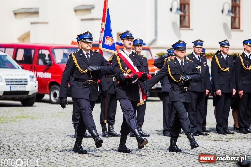 Zdjęcie w galerii na portalu naszraciborz.pl: Strażackie święto na raciborskim zamku  wiadomości z regionu