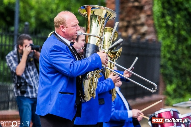 Zdjęcie w galerii na portalu naszraciborz.pl: Strażackie święto na raciborskim zamku  wiadomości z regionu