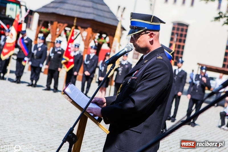Zdjęcie w galerii na portalu naszraciborz.pl: Strażackie święto na raciborskim zamku  wiadomości z regionu