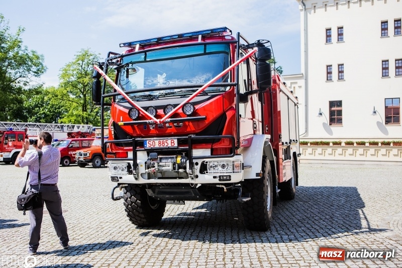 Zdjęcie w galerii na portalu naszraciborz.pl: Strażackie święto na raciborskim zamku  wiadomości z regionu