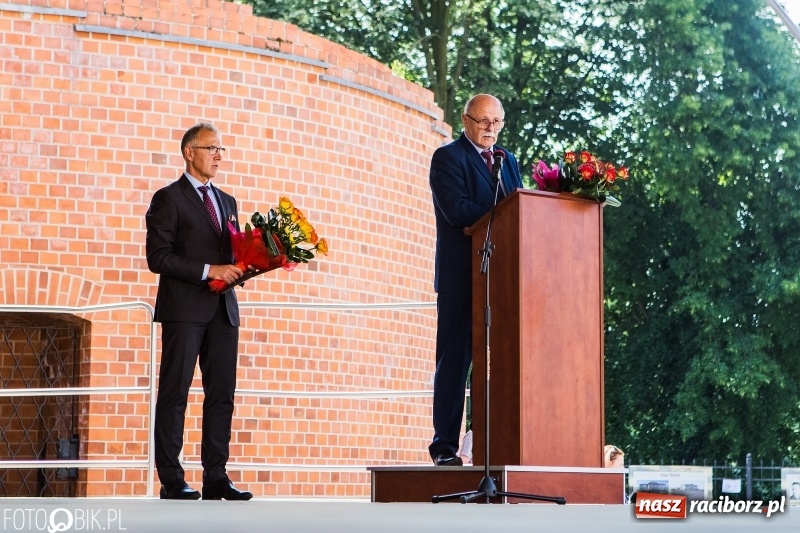 Zdjęcie w galerii na portalu naszraciborz.pl: Strażackie święto na raciborskim zamku  wiadomości z regionu