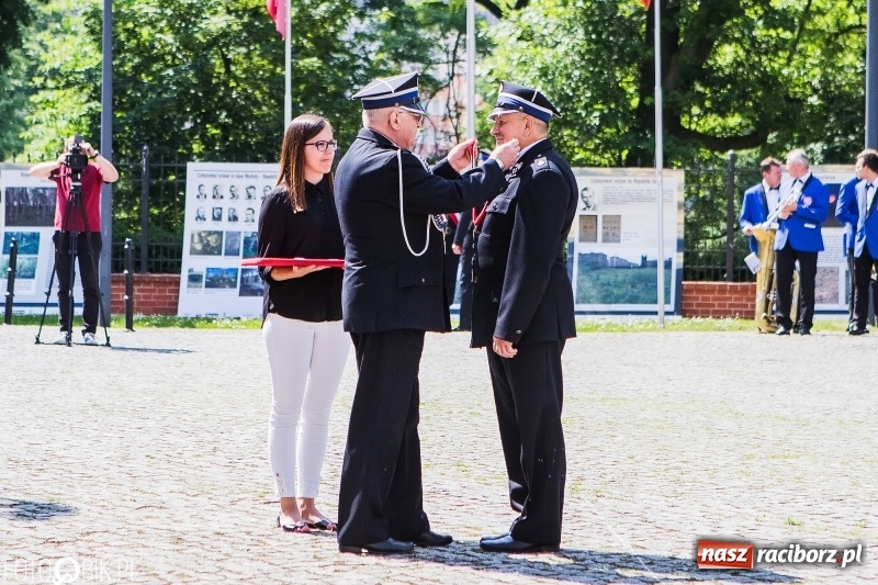 Zdjęcie w galerii na portalu naszraciborz.pl: Strażackie święto na raciborskim zamku  wiadomości z regionu