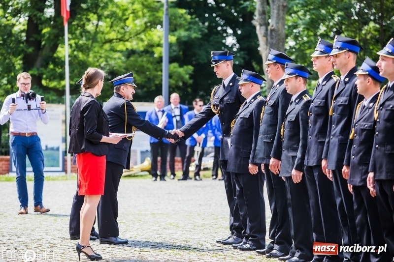 Zdjęcie w galerii na portalu naszraciborz.pl: Strażackie święto na raciborskim zamku  wiadomości z regionu