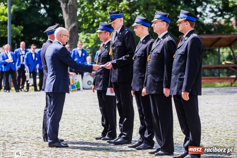 Zdjęcie w galerii na portalu naszraciborz.pl: Strażackie święto na raciborskim zamku  wiadomości z regionu