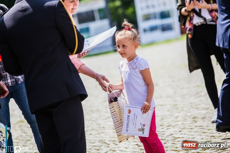 Zdjęcie w galerii na portalu naszraciborz.pl: Strażackie święto na raciborskim zamku  wiadomości z regionu