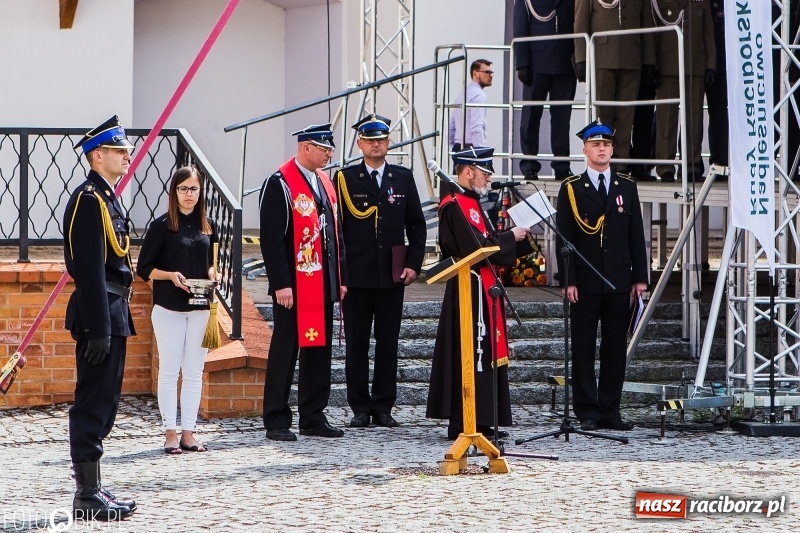 Zdjęcie w galerii na portalu naszraciborz.pl: Strażackie święto na raciborskim zamku  wiadomości z regionu