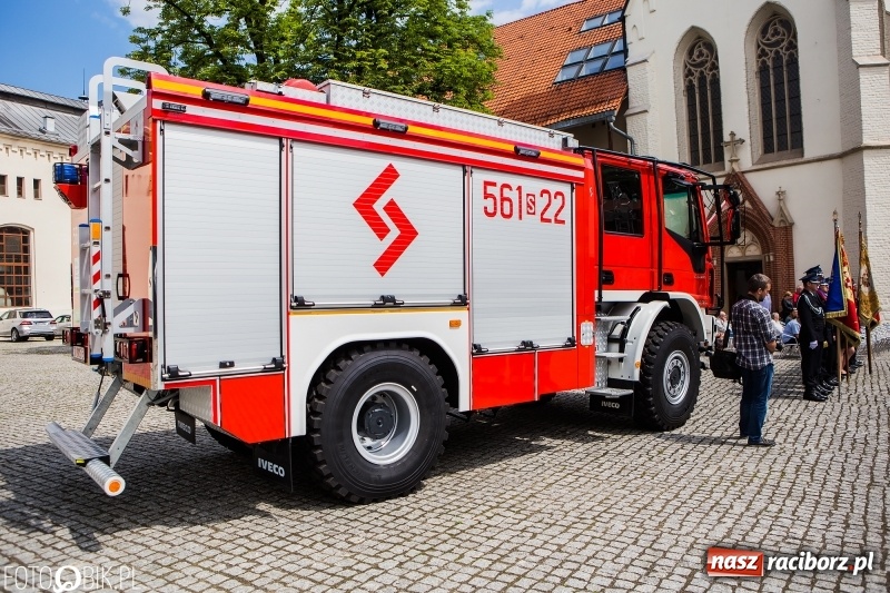 Zdjęcie w galerii na portalu naszraciborz.pl: Strażackie święto na raciborskim zamku  wiadomości z regionu