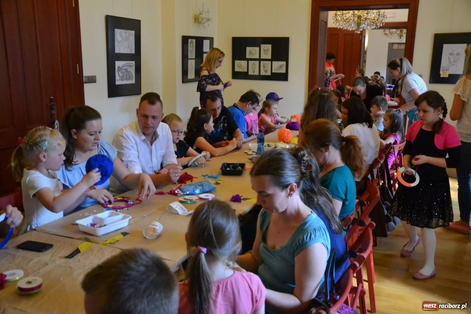 Zdjęcie w galerii na portalu naszraciborz.pl: Warsztaty plastyczne i polsko - czeski koncert na Zamku Piastowskim  wiadomości z regionu