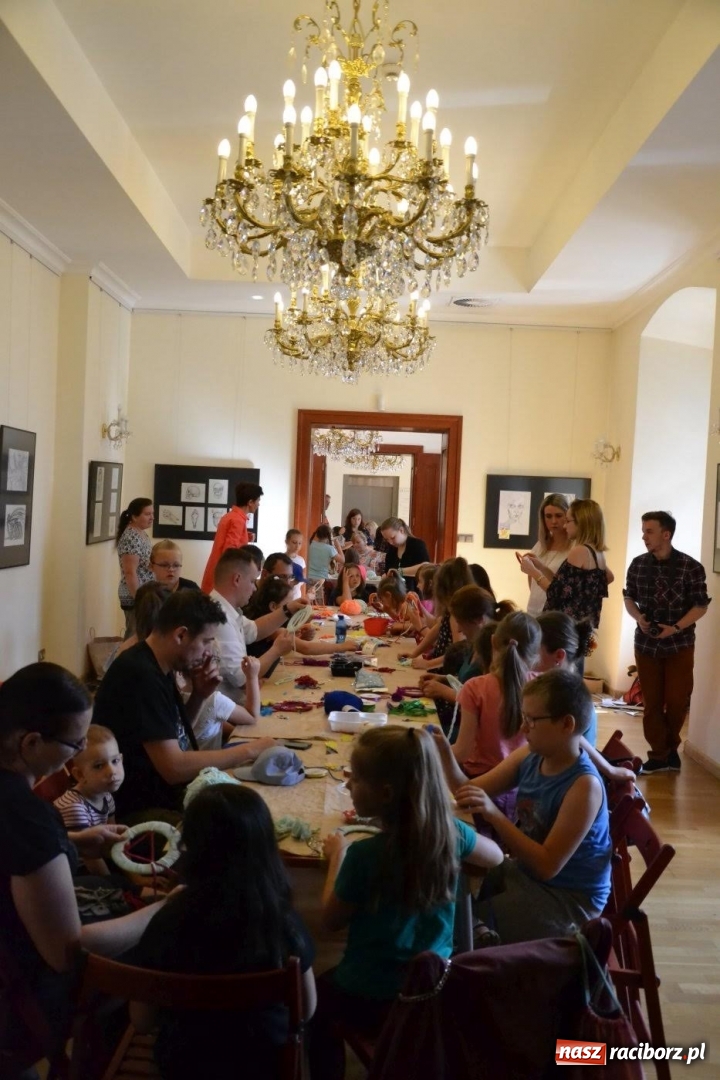 Zdjęcie w galerii na portalu naszraciborz.pl: Warsztaty plastyczne i polsko - czeski koncert na Zamku Piastowskim  wiadomości z regionu