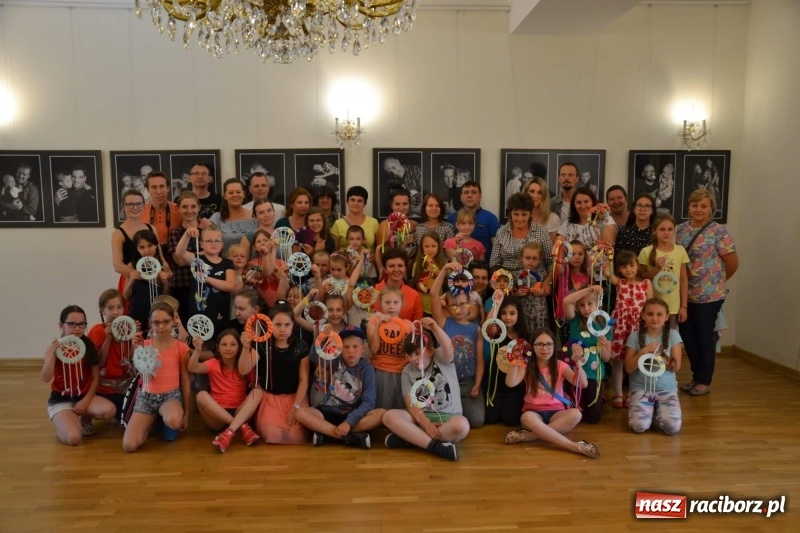Zdjęcie w galerii na portalu naszraciborz.pl: Warsztaty plastyczne i polsko - czeski koncert na Zamku Piastowskim  wiadomości z regionu