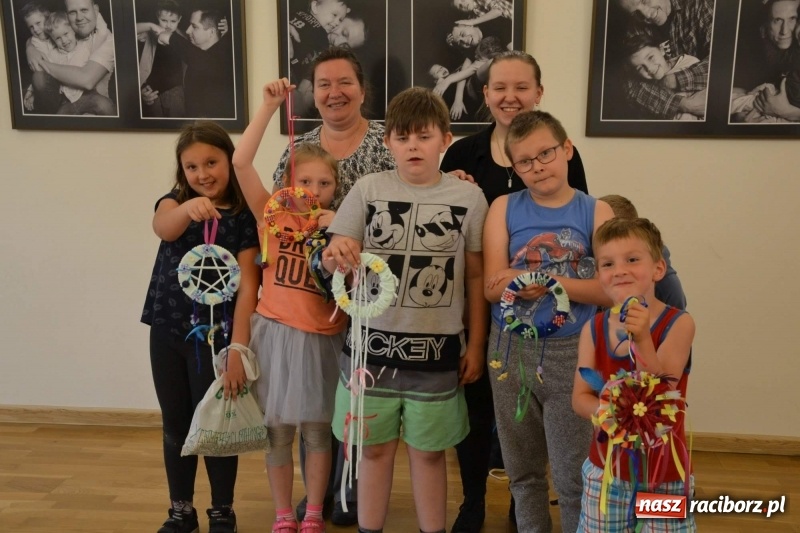 Zdjęcie w galerii na portalu naszraciborz.pl: Warsztaty plastyczne i polsko - czeski koncert na Zamku Piastowskim  wiadomości z regionu