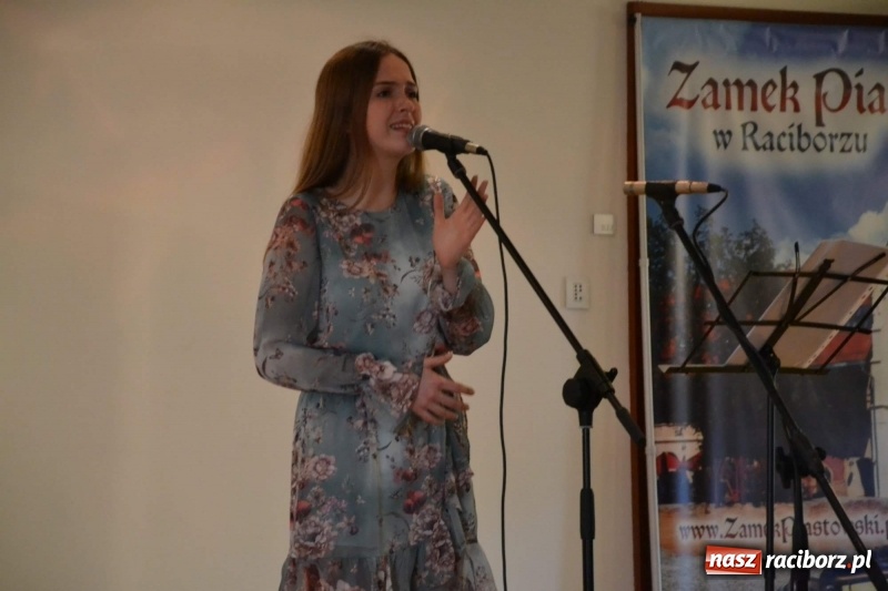 Zdjęcie w galerii na portalu naszraciborz.pl: Warsztaty plastyczne i polsko - czeski koncert na Zamku Piastowskim  wiadomości z regionu