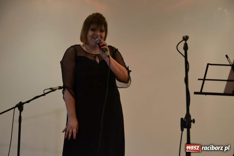 Zdjęcie w galerii na portalu naszraciborz.pl: Warsztaty plastyczne i polsko - czeski koncert na Zamku Piastowskim  wiadomości z regionu