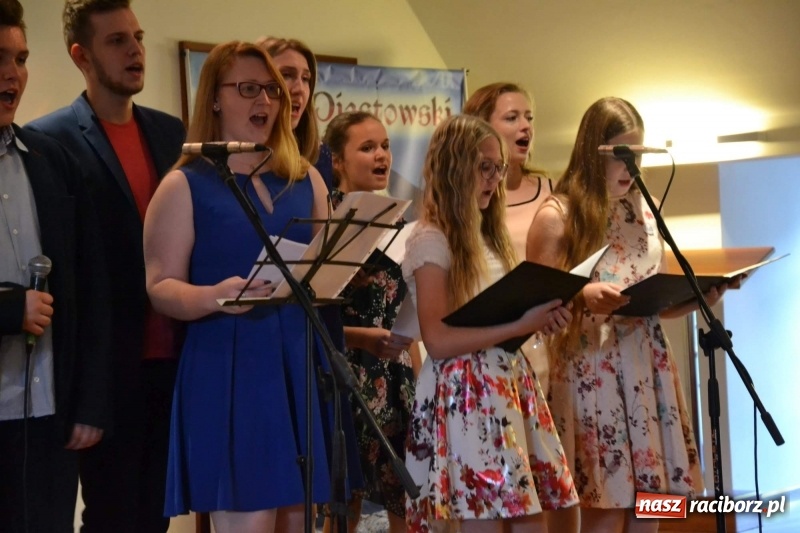 Zdjęcie w galerii na portalu naszraciborz.pl: Warsztaty plastyczne i polsko - czeski koncert na Zamku Piastowskim  wiadomości z regionu